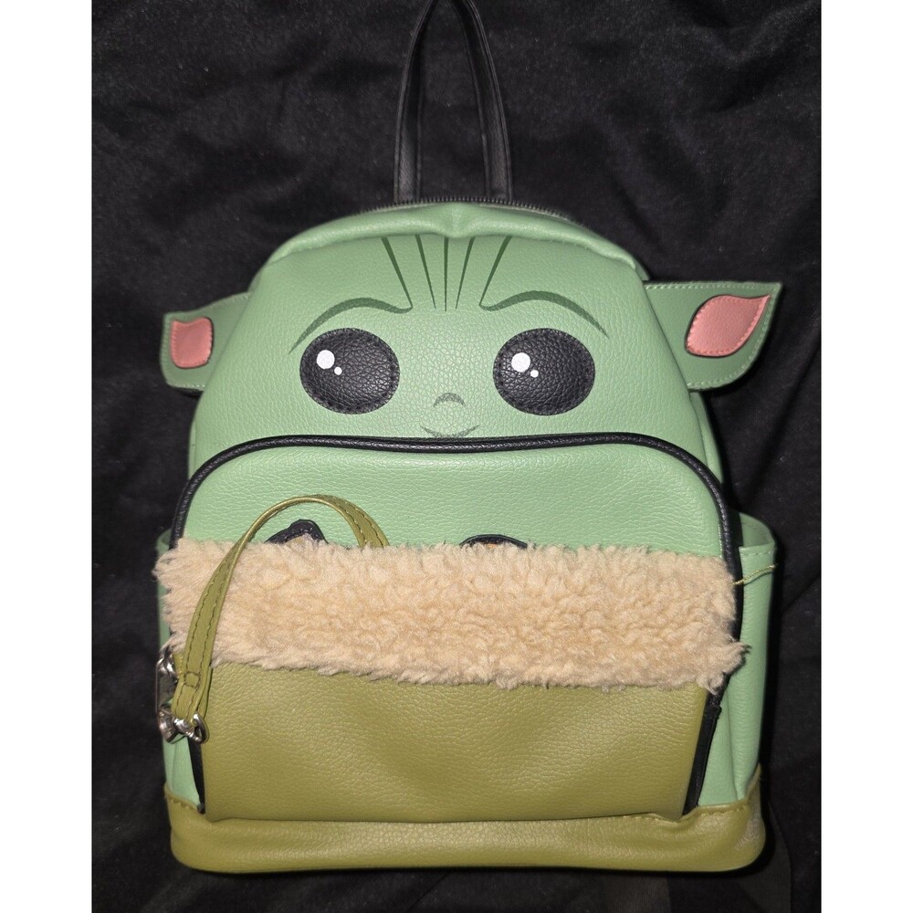 NWOT disney star wars Baby Yoda grogu the child mini Backpack Bag!